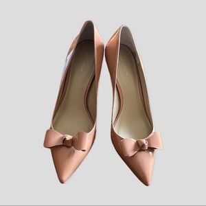 Ann Taylor Patent Leather pump nwot